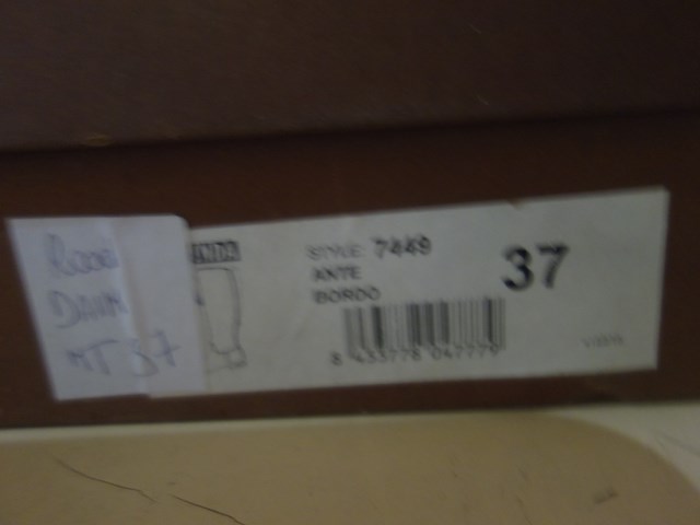 1 paar laarzen rood/daim - maat 37 - afbeelding 2 van  2