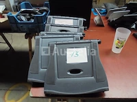 1 pakketlabelprinter van het merk brady bbp30 + nieuwe reservecartridges, 1 set diverse computermuizen, 1 aten-splitter in de originele doos in nieuwstaat, 1 hp computertoren - afbeelding 4 van  6