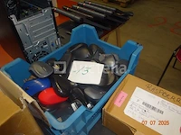 1 pakketlabelprinter van het merk brady bbp30 + nieuwe reservecartridges, 1 set diverse computermuizen, 1 aten-splitter in de originele doos in nieuwstaat, 1 hp computertoren - afbeelding 5 van  6