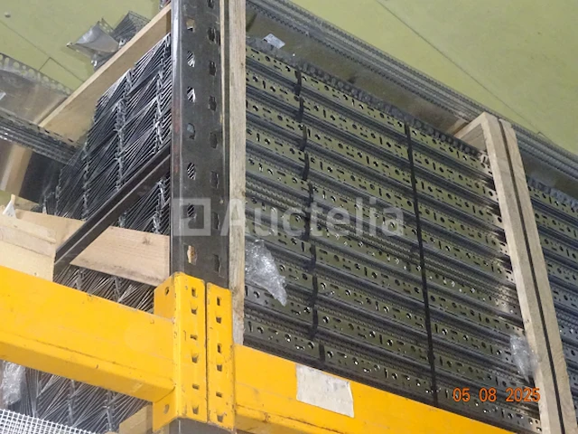 1 pallet aluminium startprofielen - afbeelding 2 van  2