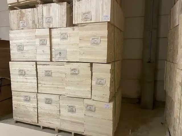 1 pallet balsa hout - afbeelding 1 van  2