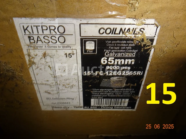 1 pallet inclusief een tiental dozen spijkers 65mm, 9000 st/doos, 15/f16/12eg2565ri - afbeelding 3 van  3