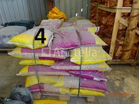 1 pallet met zakken van 40 x 15 kg pellets, premium holzpellets
