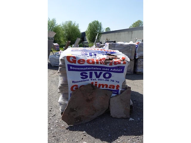 1 pallet natuurstenen vloertegels - afbeelding 1 van  7