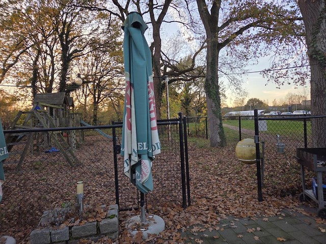 1 parasol getekend "cristal" - afbeelding 1 van  3