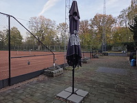 1 parasol getekend "desperados" - afbeelding 1 van  4