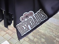 1 parasol getekend "desperados" - afbeelding 4 van  4