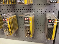 1 partij bevestigingsmaterialen - afbeelding 3 van  13