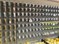 1 partij bevestigingsmaterialen - afbeelding 1 van  16