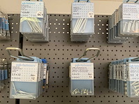 1 partij bevestigingsmaterialen - afbeelding 2 van  8