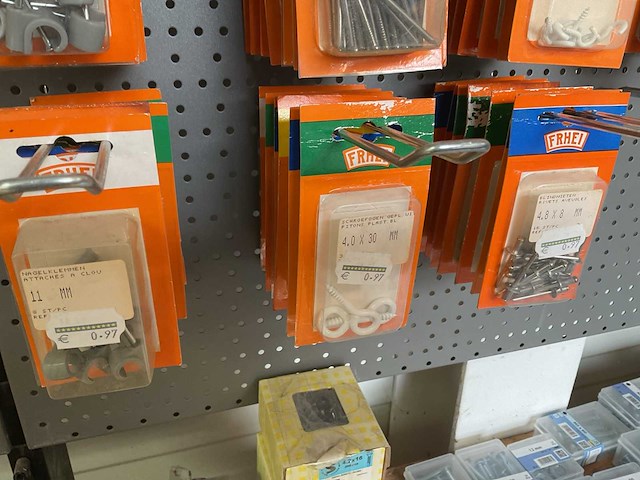 1 partij bevestigingsmaterialen - afbeelding 6 van  14