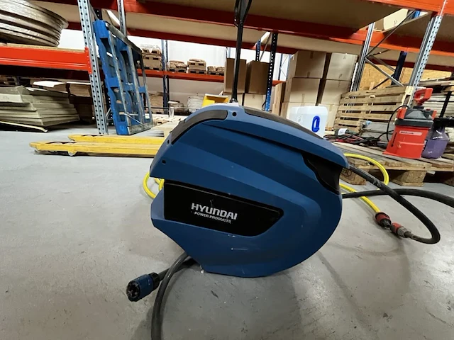 1 perslucht kabelhaspel hyundai - afbeelding 2 van  4