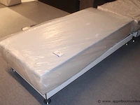 1 persoons bed vv lattenbodem en matras 90x200 - afbeelding 1 van  2