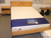 1 persoons bed vv matras diva xl 140x200, vv bijzettafeltje - afbeelding 1 van  1