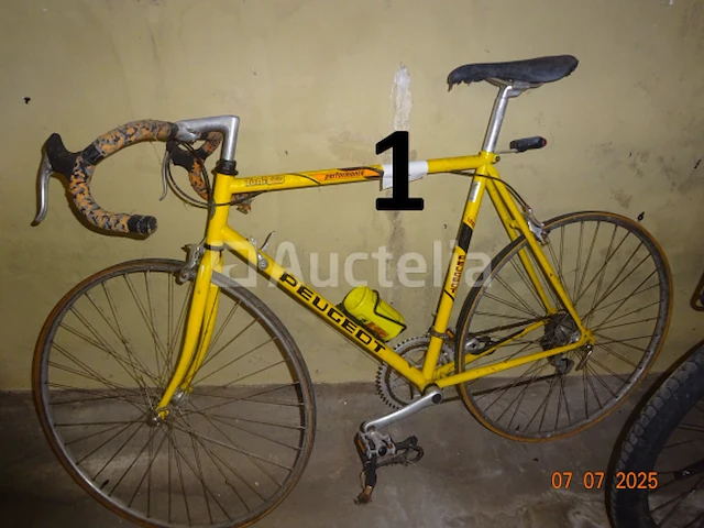 1 peugeot fiets, art deco, geel - afbeelding 1 van  3
