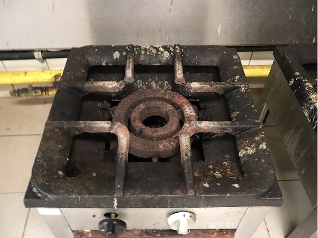 1 pit gasvuur eurast - afbeelding 1 van  2