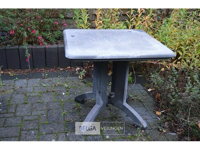 1 plastieke tuintafel 80x80 - afbeelding 1 van  4