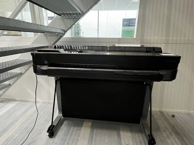 1 plotter hp designjet t520 - afbeelding 1 van  6