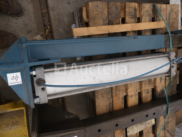 1 pneumatische pers (voor onderdelen) - afbeelding 1 van  2