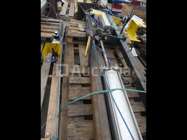 1 pneumatische pers (voor onderdelen) - afbeelding 2 van  4