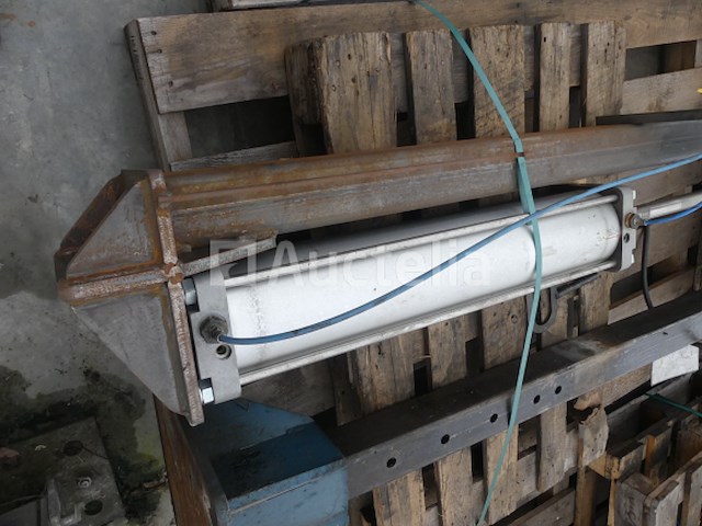 1 pneumatische pers (voor onderdelen) - afbeelding 4 van  4