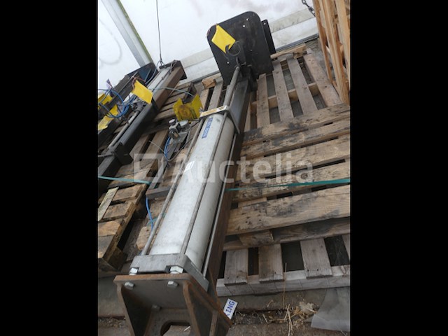 1 pneumatische pers (voor onderdelen) - afbeelding 2 van  3