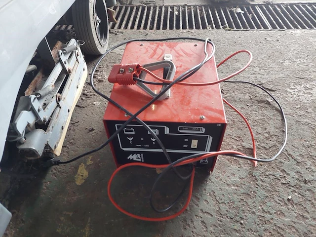 1 poetsmachine nilfisk br700 - afbeelding 6 van  6