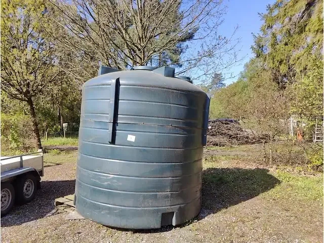 1 pvc mazouttank met pomp 5000l - afbeelding 1 van  9