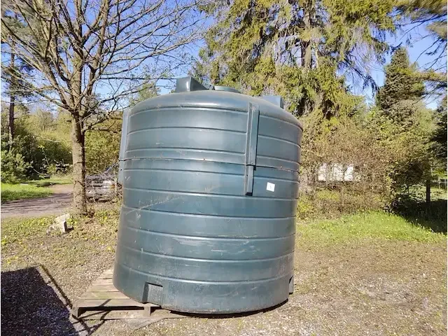 1 pvc mazouttank met pomp 5000l - afbeelding 2 van  9