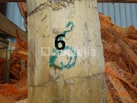 1 rek op pallet met diverse zakken gesneden hout, op 1m20/1m/1m hoog