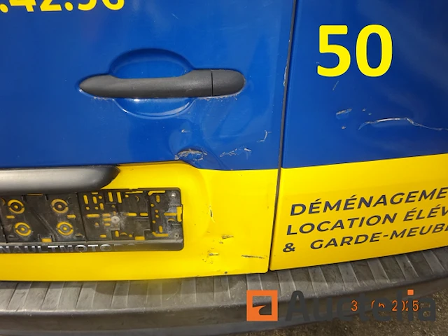 1 renault kangoo bestelwagen, 1e inschrijving 12/07/2017, chassis 419014, cil. 1461cc, 55 kw, diesel, immat1cch903, twee achterdeuren, rechter zijdeur, trekhaak, 5 versnellingen, 2 kentekenkleppen (huis en voertuig), 1 certificaat van overeenstemming, 1 identificatierapport, 1 technisch keuringscertificaat, - afbeelding 29 van  32