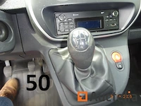 1 renault kangoo bestelwagen, 1e inschrijving 12/07/2017, chassis 419014, cil. 1461cc, 55 kw, diesel, immat1cch903, twee achterdeuren, rechter zijdeur, trekhaak, 5 versnellingen, 2 kentekenkleppen (huis en voertuig), 1 certificaat van overeenstemming, 1 identificatierapport, 1 technisch keuringscertificaat, - afbeelding 32 van  32