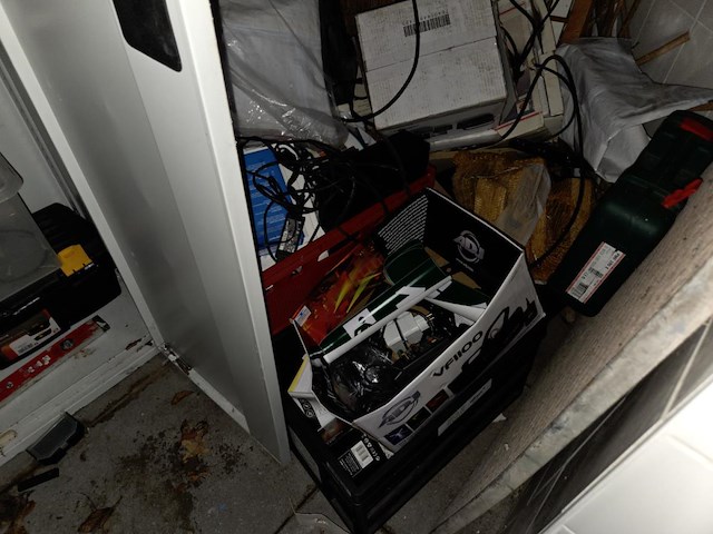 1 resthinhoud berging - afbeelding 3 van  13