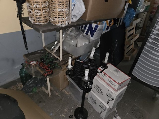 1 resthinhoud berging - afbeelding 8 van  13