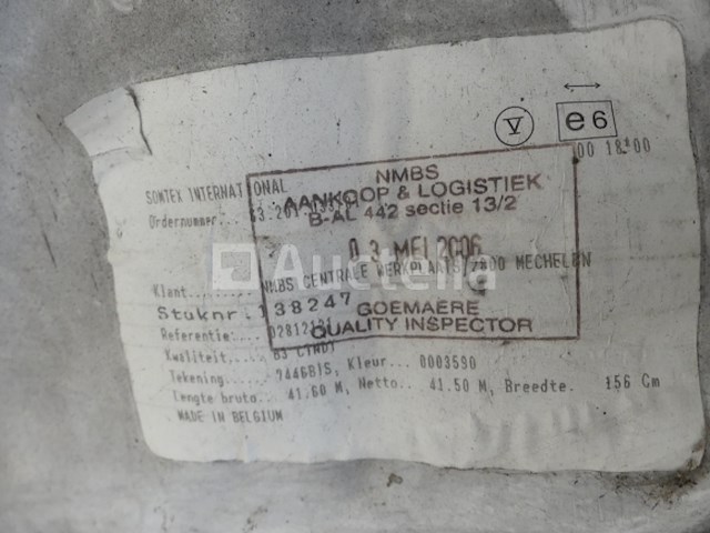 1 rol van bekleding stof (voor treinzetels) - afbeelding 1 van  7