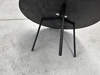 1 ronde bijzettafel - nero + onderstel - showroommodel - afbeelding 3 van  3