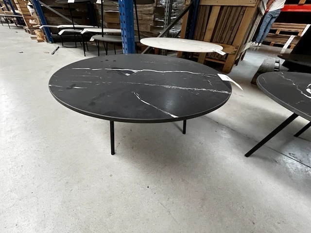 1 ronde bijzettafel - afbeelding 1 van  3