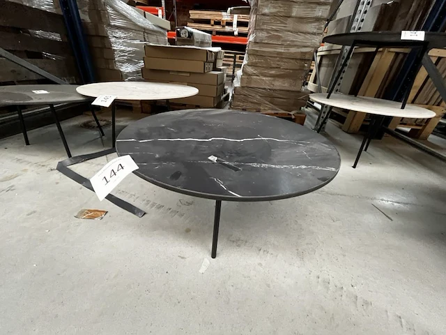 1 ronde bijzettafel - afbeelding 1 van  3
