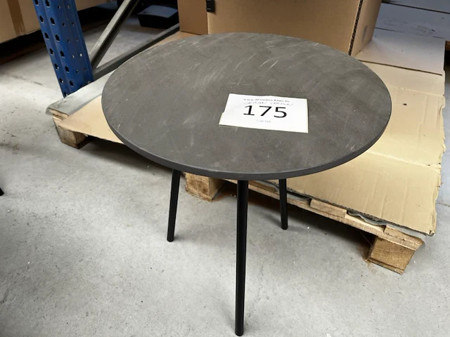 1 ronde bijzettafel - afbeelding 1 van  2