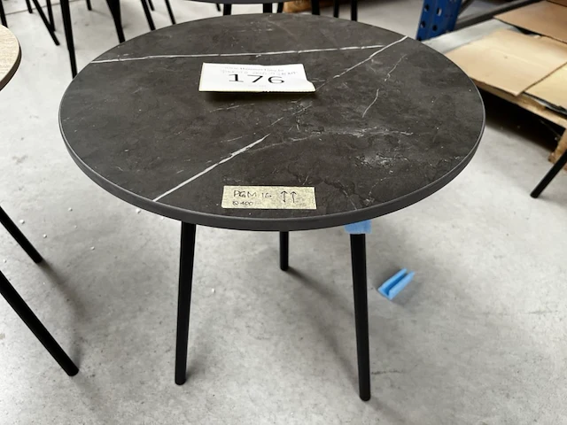 1 ronde bijzettafel - afbeelding 1 van  3