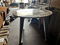 1 ronde eettafel - afbeelding 1 van  1