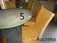 1 ronde tafel in zeegroen hout, diam. 140, 6 rotan stoelen - ref:9966-005 - afbeelding 2 van  4