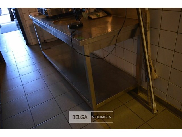 1 rvs werktafel 2m x 83h x 70b - afbeelding 1 van  3