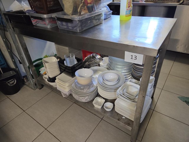 1 rvs werktafel vv legger - afbeelding 1 van  2