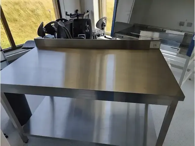 1 rvs werktafel - afbeelding 3 van  5