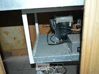 1 saladbar ingewerkt in een houten kast 1,90 x90 x 92 - afbeelding 4 van  4