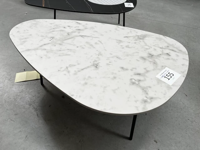 1 salontafel organische vorm - afbeelding 1 van  3