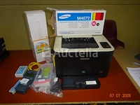 1 samsung cpl325 kleurenprinter, 1 nieuwe m toner, 3 rj45 kabeltesters, 1 doos krimpkousen 2, zakjes colson kragen, 2 flybox 4g in de originele dozen - afbeelding 2 van  3