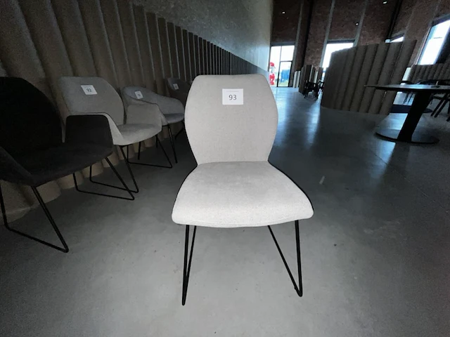 1 set div stoelen - afbeelding 1 van  8