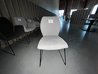 1 set div stoelen - afbeelding 1 van  8